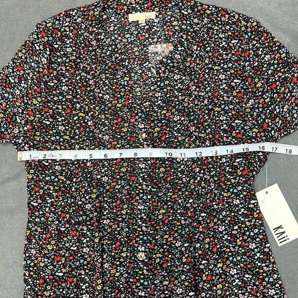 KAii Women’s Black Floral Roll up Sleeve Button up Tie Waist Blouse Size Medium - Picture 5 of 7